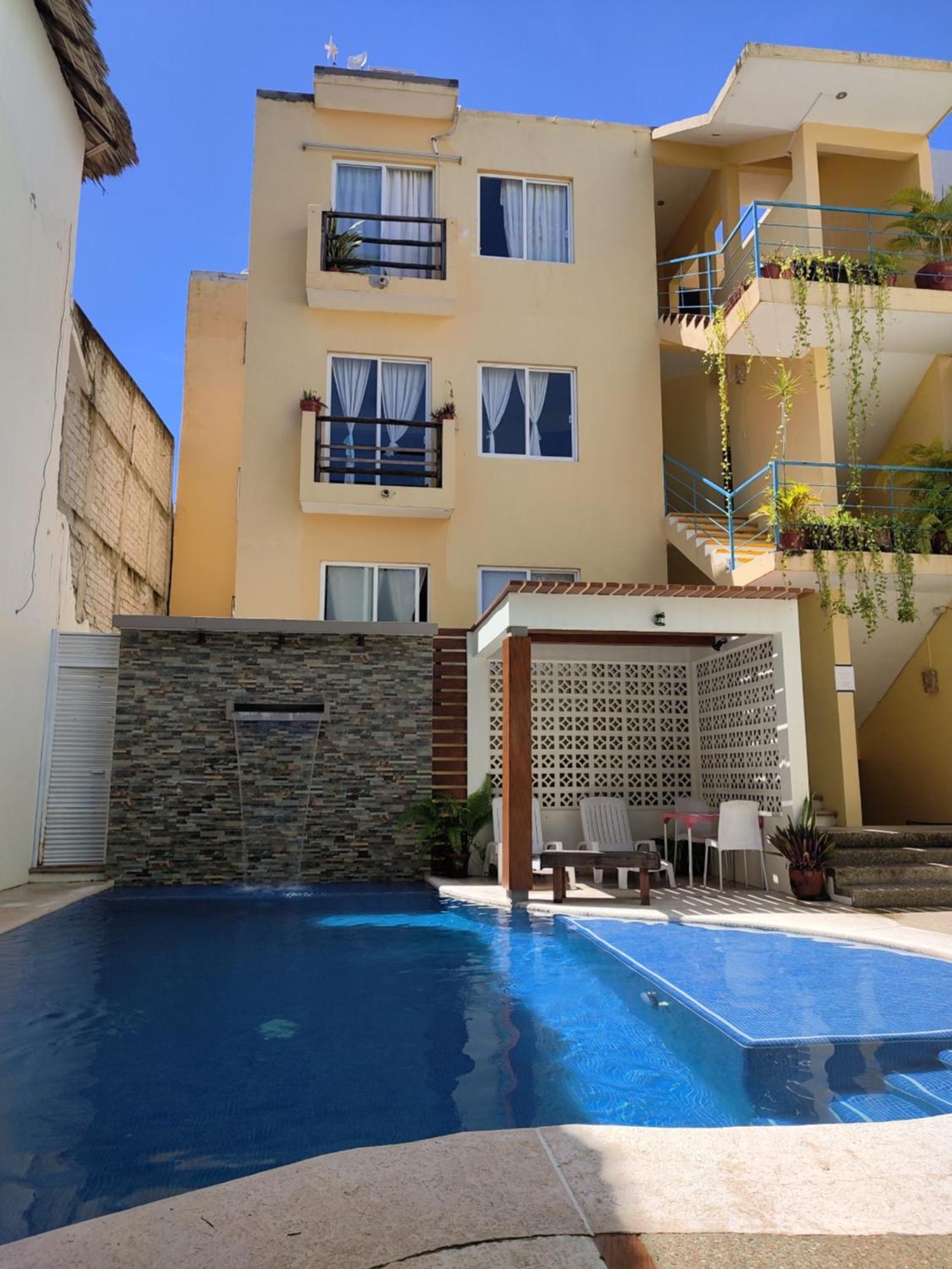 Brisamar Guesthouse 푸에르토 에스콘디도 외부 사진