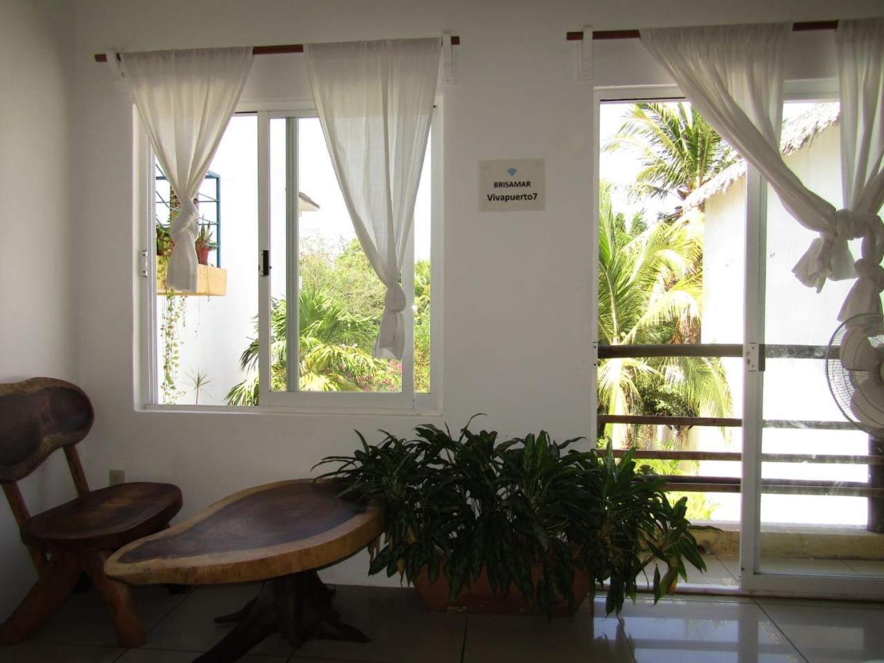 Brisamar Guesthouse 푸에르토 에스콘디도 외부 사진