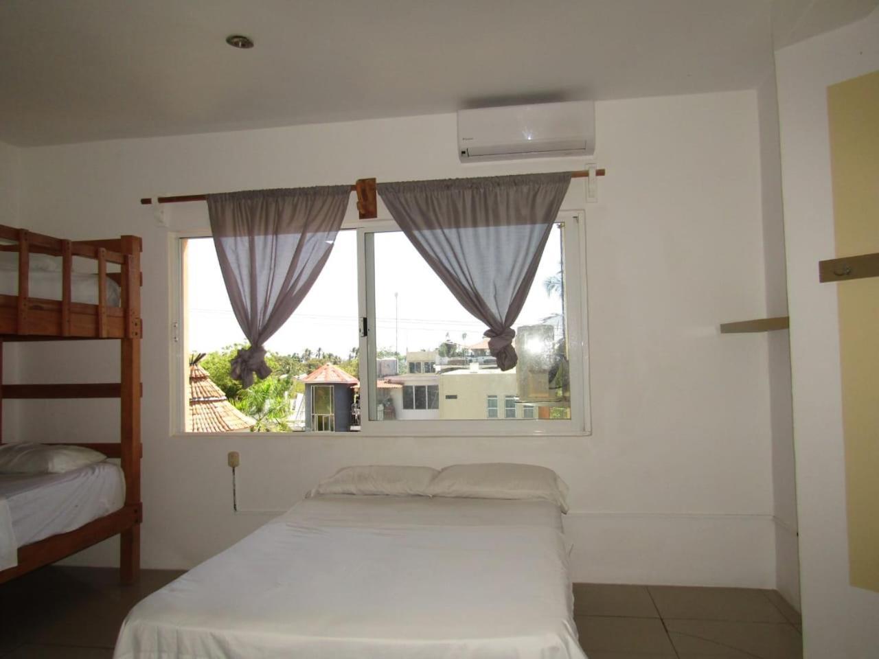 Brisamar Guesthouse 푸에르토 에스콘디도 외부 사진