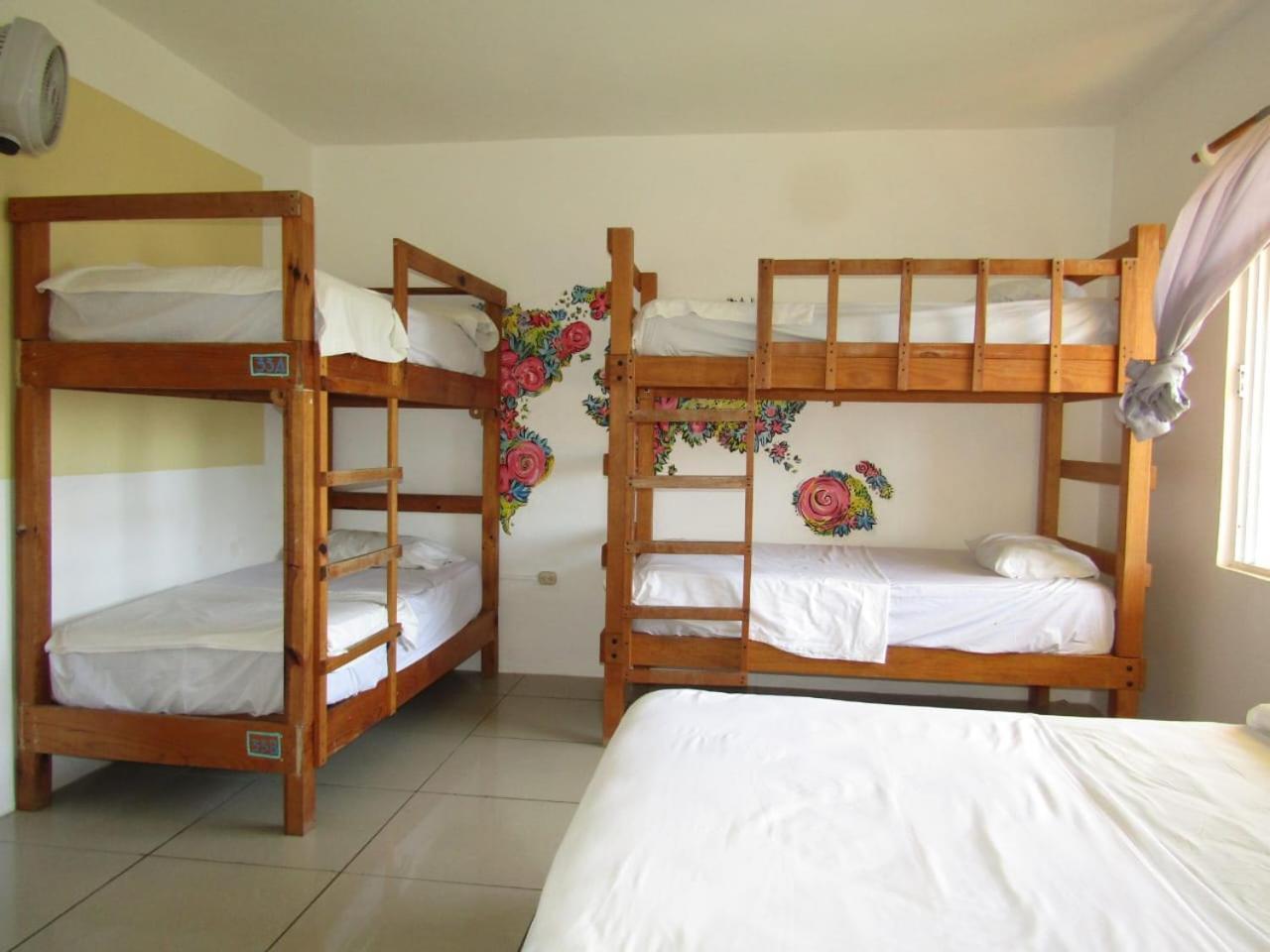 Brisamar Guesthouse 푸에르토 에스콘디도 외부 사진