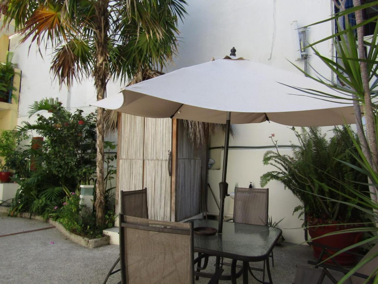 Brisamar Guesthouse 푸에르토 에스콘디도 외부 사진